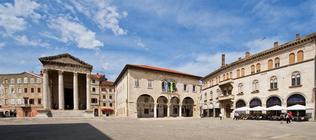 Apartments Nela Pula Exterior photo