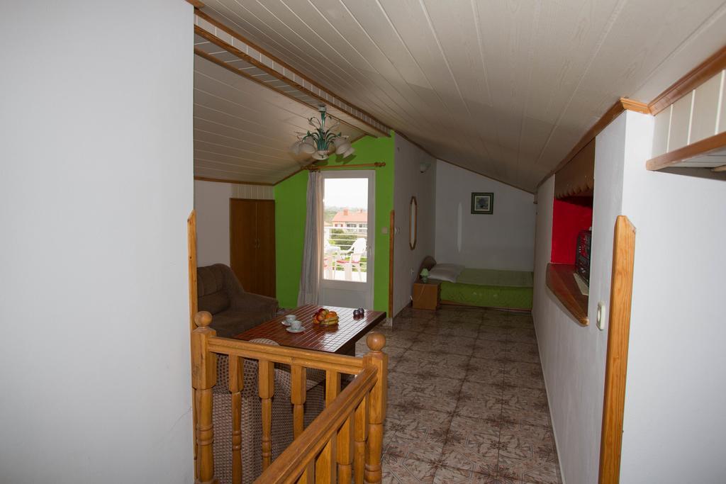 Apartments Nela Pula Exterior photo